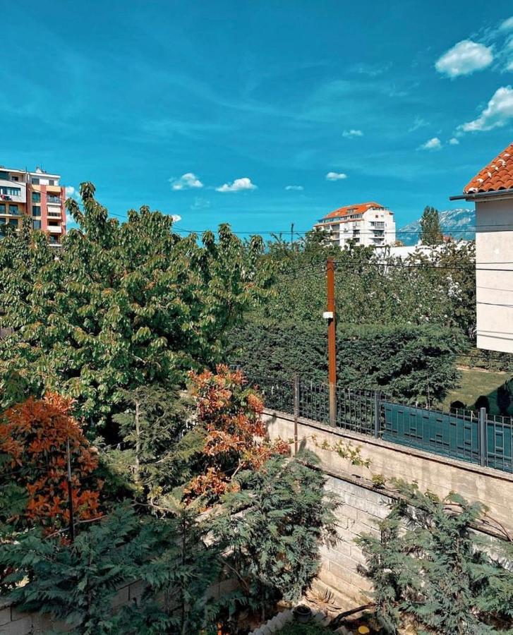 Roeli'S Guest House Pogradec Buitenkant foto