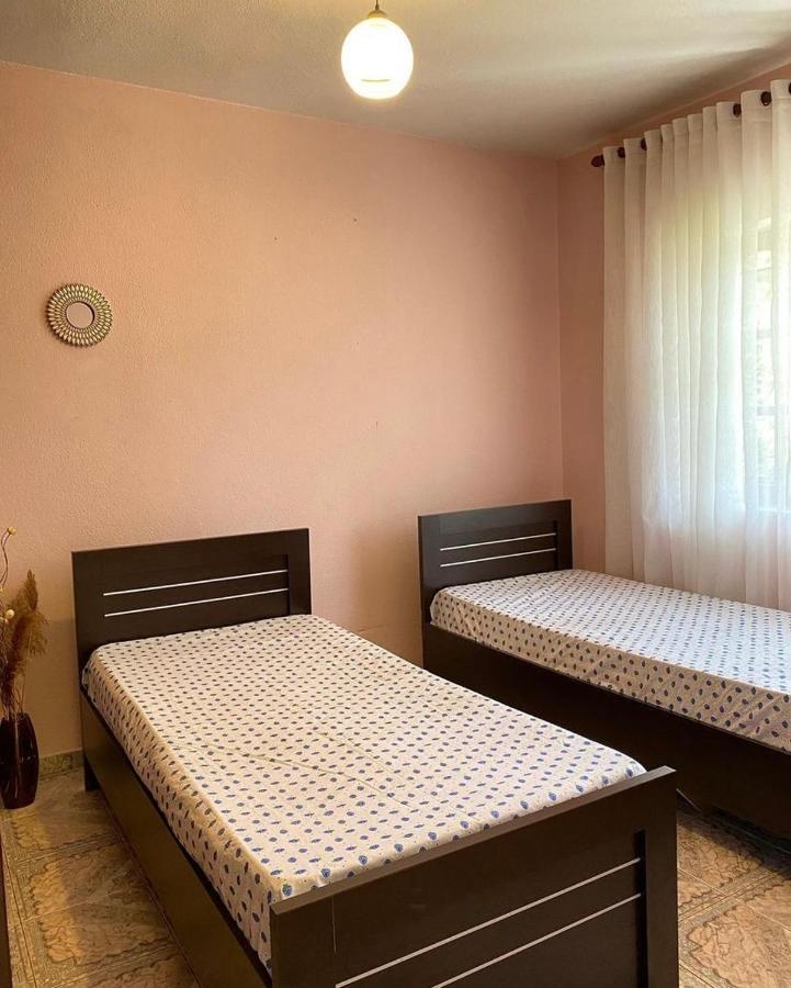Roeli'S Guest House Pogradec Buitenkant foto